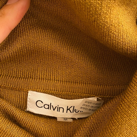 Calvin Klein Sweater | M - Picture 3 of 5